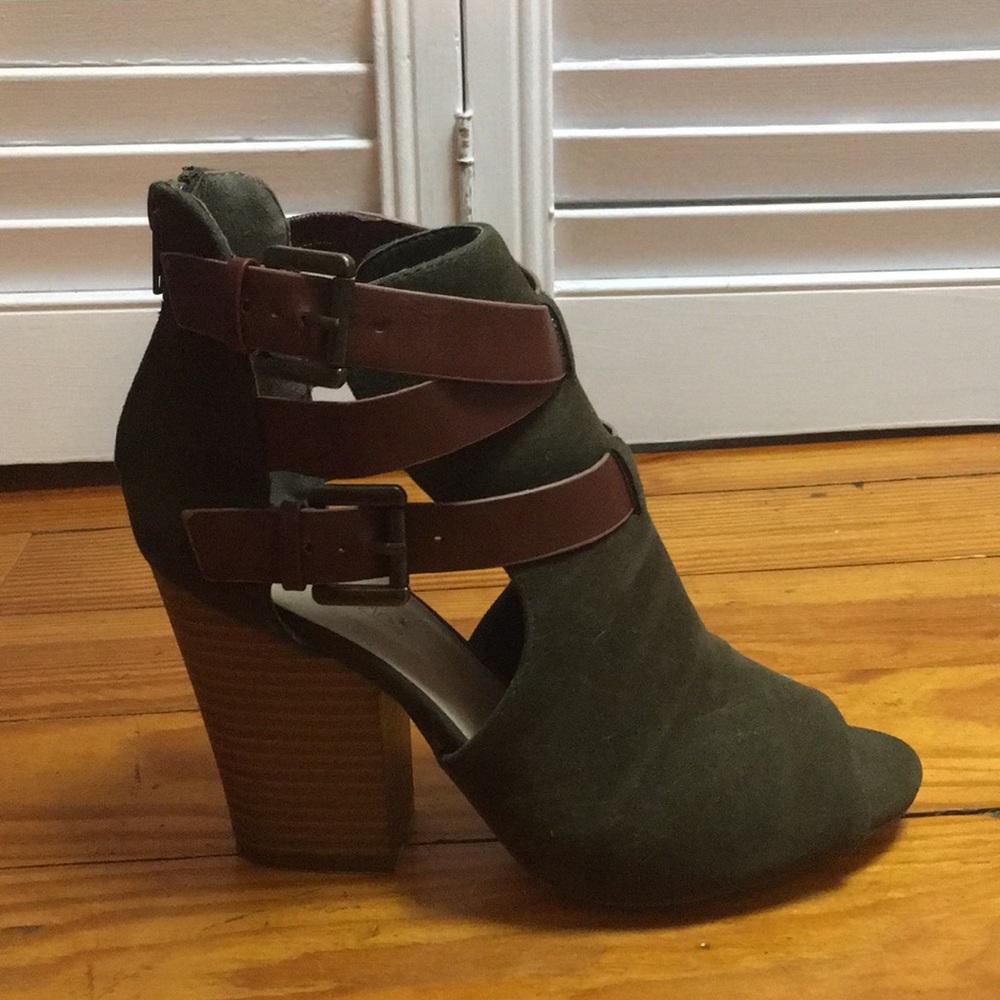 Shoedazzle Ankle Booties Forest Green Worn Once - Picture 4 of 8